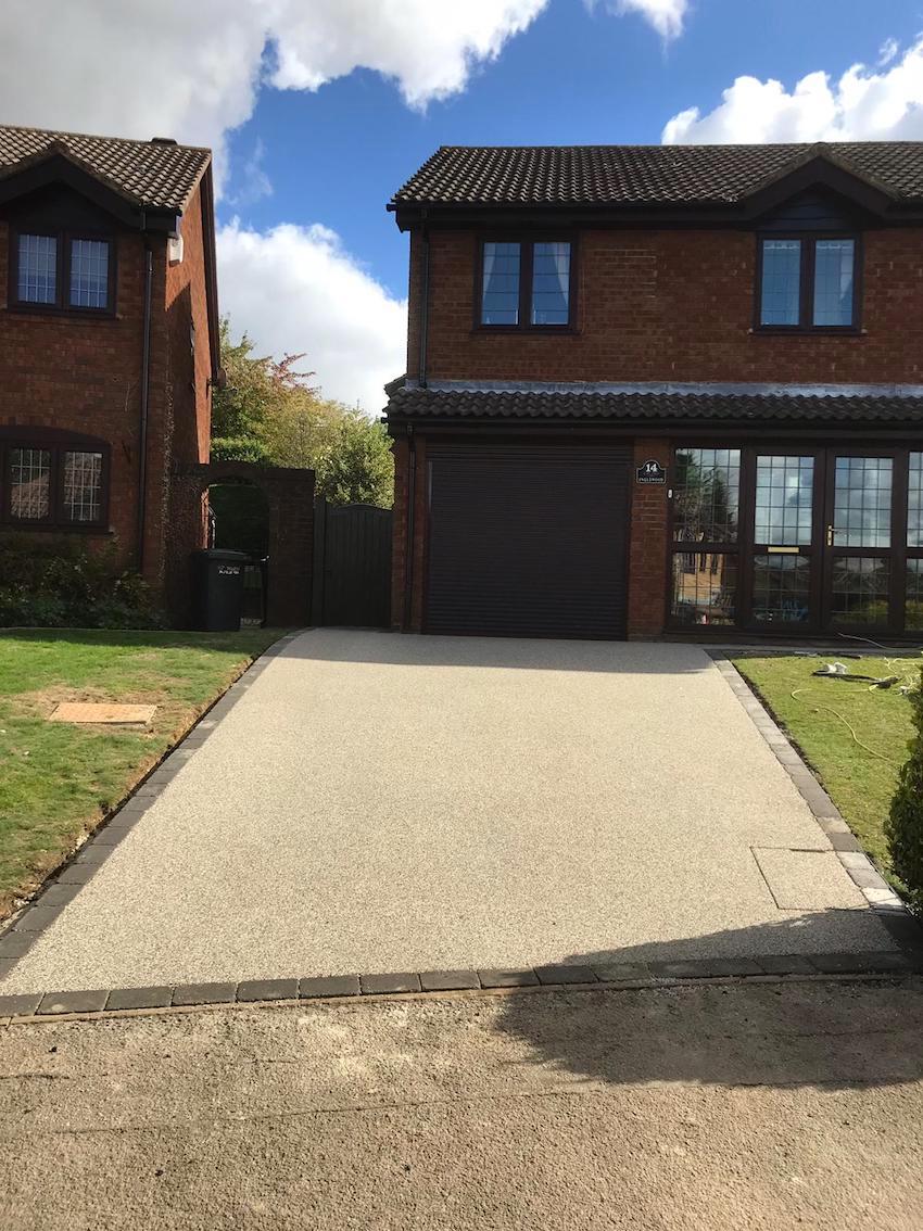 Resin Driveway vs Block Paving: Why Resin is a Better Choice - Resin Mill